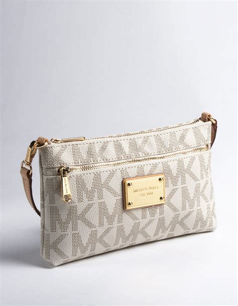 wristlet bag michael kors|Michael Kors large wristlet clutch.